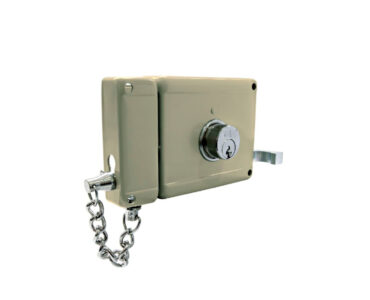 CERRADURA SOBREPONER 3 GOLESP C/CAD IZQUIERDA YALE CÓDIGO 3161050I